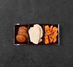 Burger- Sate-Schnitzel Trio